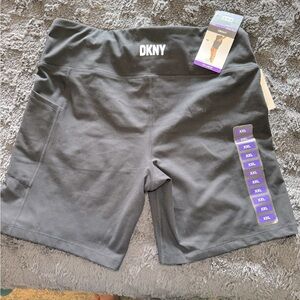 Women’s biker shorts